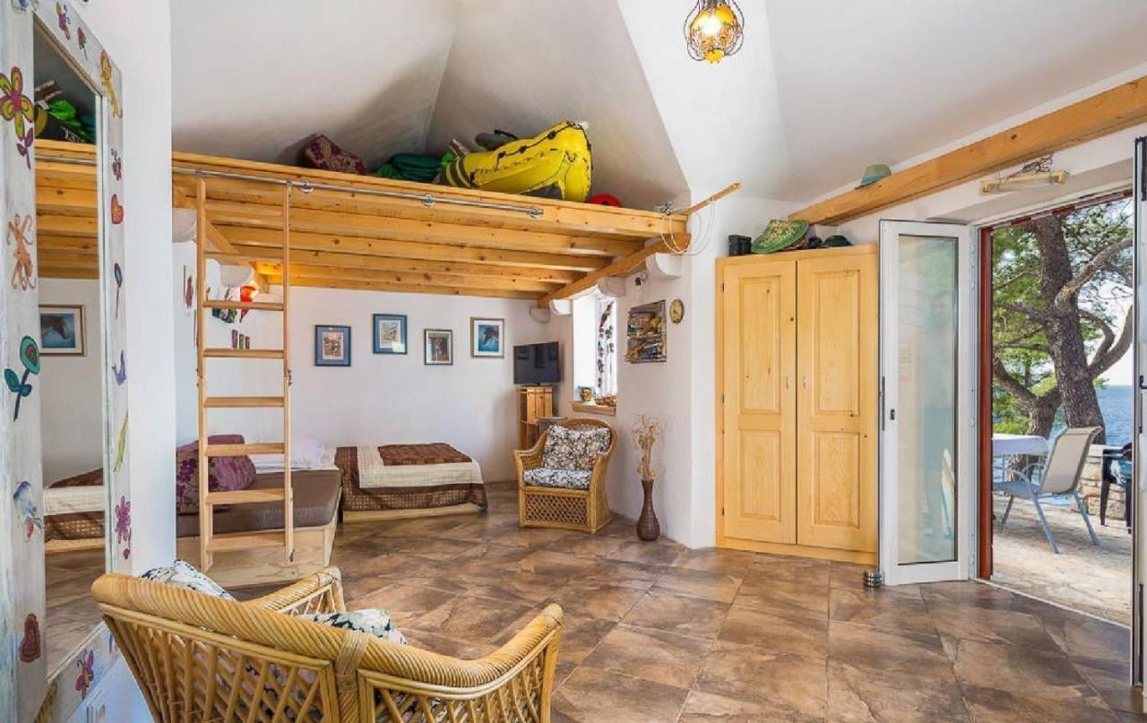 Willa House Vesna Kupinova Milna  Zewnętrze zdjęcie
